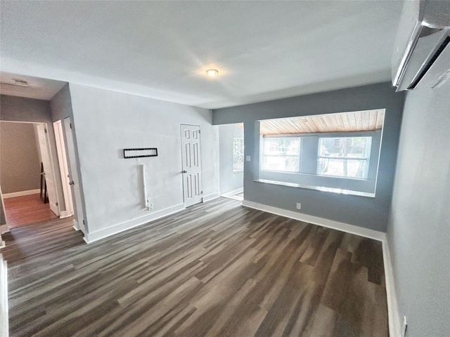 109 SE 23rd Street 1, Fort Lauderdale, FL 33316