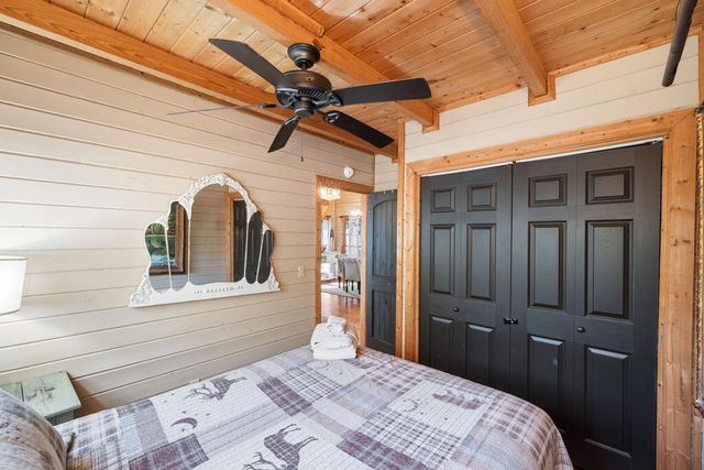 766 Laurel Ridge Drive, Blue Ridge, GA 30513