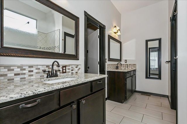 15809 E Boxthorn, Wichita, KS 67228