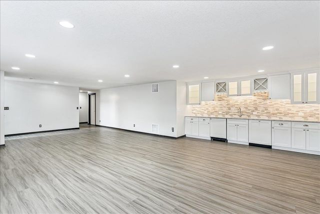 15809 E Boxthorn, Wichita, KS 67228