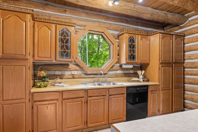 17097 Roosevelt Road, Ferrysburg City, MI 49456