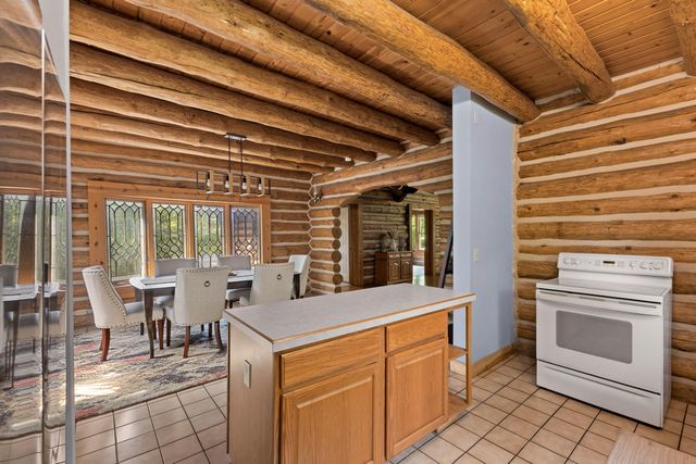 17097 Roosevelt Road, Ferrysburg City, MI 49456
