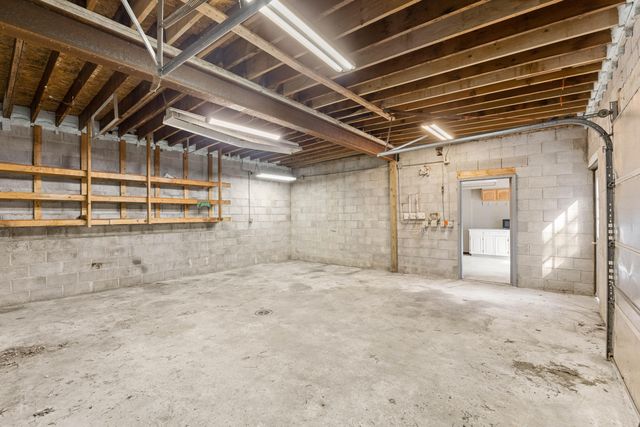 17097 Roosevelt Road, Ferrysburg City, MI 49456