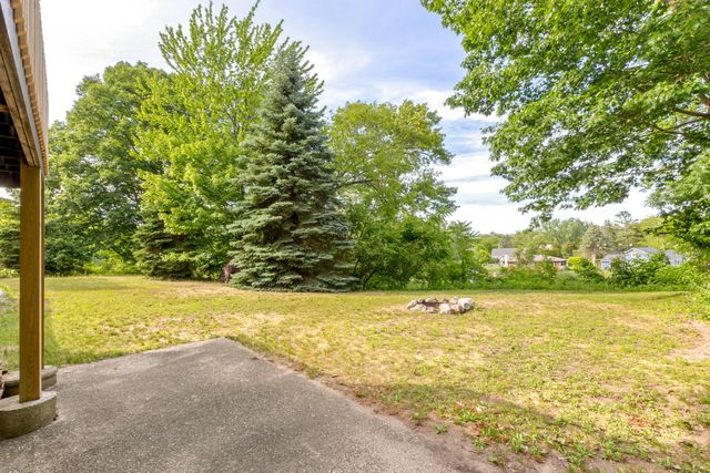 17097 Roosevelt Road, Ferrysburg City, MI 49456
