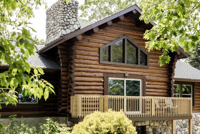 17097 Roosevelt Road, Ferrysburg City, MI 49456