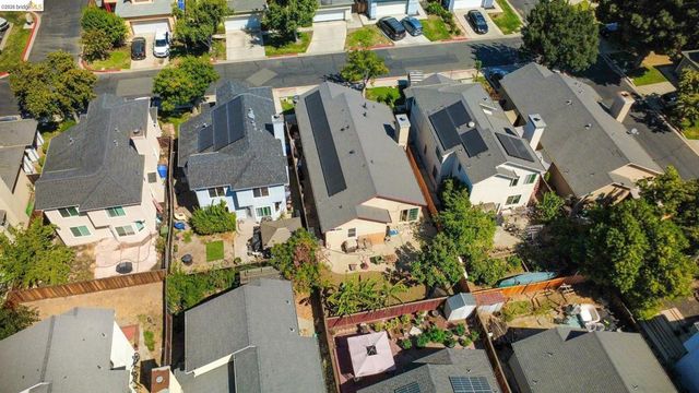930 Elk Run Ter, Brentwood, CA 94513