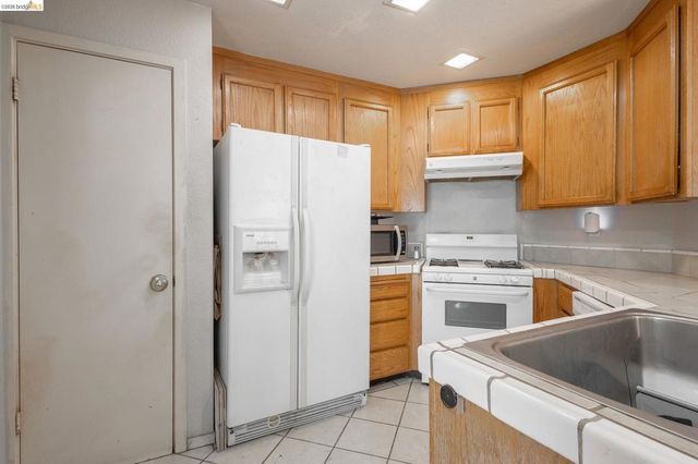 930 Elk Run Ter, Brentwood, CA 94513