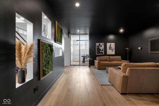 719 E New York Street, Indianapolis, IN 46202