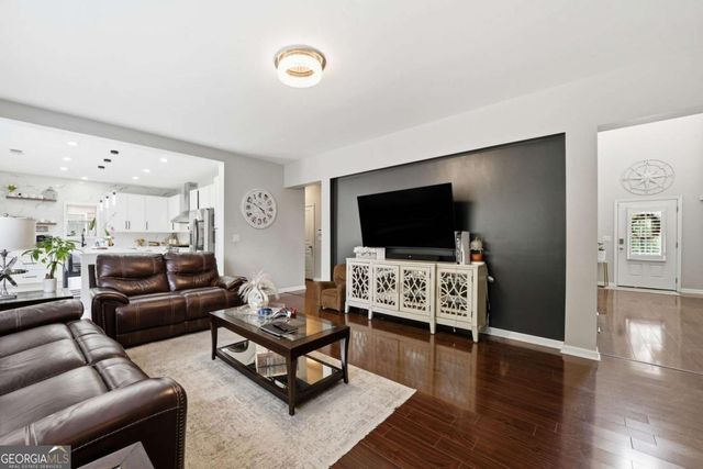 2731 Amalfi Way, Lawrenceville, GA 30044