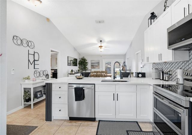 724 LELAND DRIVE, Deltona, FL 32725