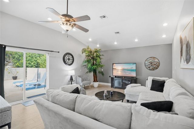 724 LELAND DRIVE, Deltona, FL 32725