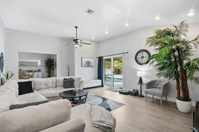 724 LELAND DRIVE, Deltona, FL 32725