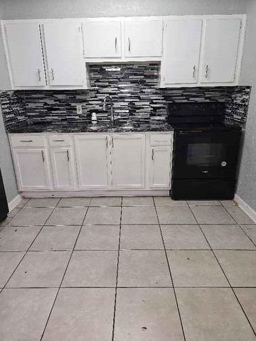 7703 E 108 Terrace, Kansas City, MO 64134