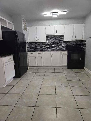 7703 E 108 Terrace, Kansas City, MO 64134