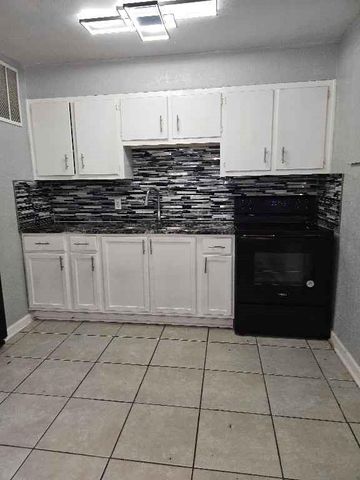 7703 E 108 Terrace, Kansas City, MO 64134