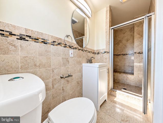 302 S CHESTER AVE, Delran, NJ 08075