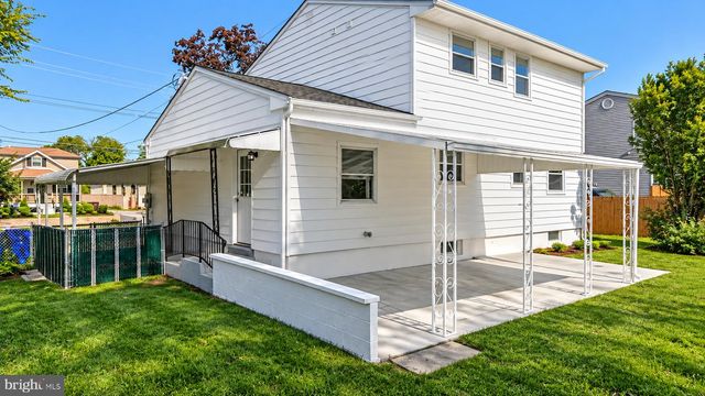 302 S CHESTER AVE, Delran, NJ 08075