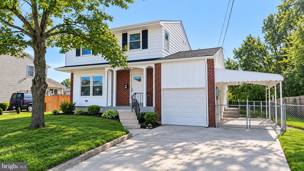 302 S CHESTER AVE, Delran, NJ 08075