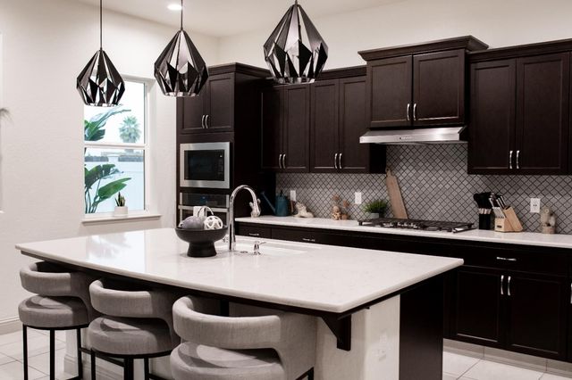 3045 Keats Avenue, Clovis, CA 93619