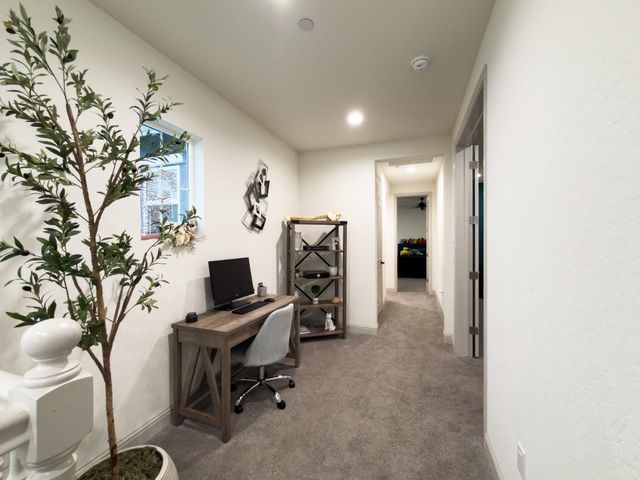 3045 Keats Avenue, Clovis, CA 93619