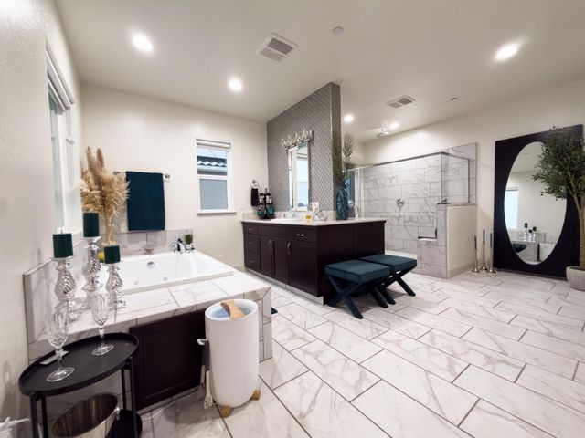 3045 Keats Avenue, Clovis, CA 93619