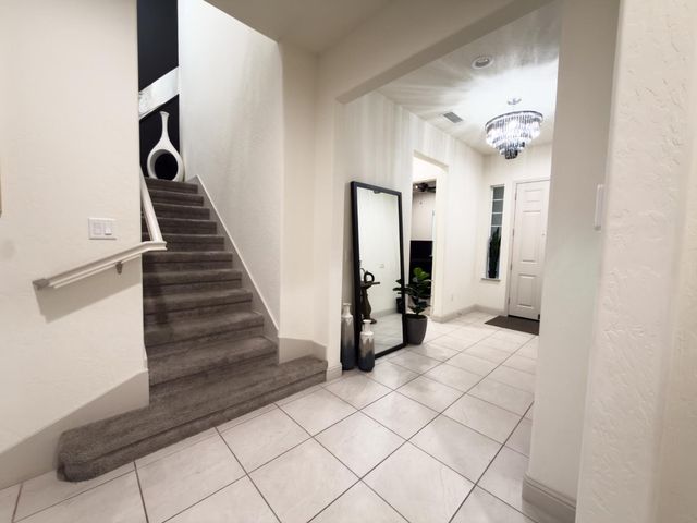 3045 Keats Avenue, Clovis, CA 93619