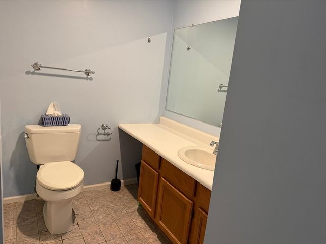 35 Prospect St 215, Woburn, MA 01801