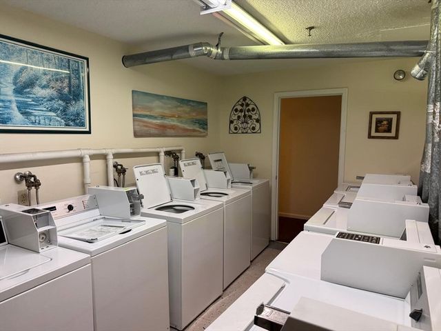 35 Prospect St 215, Woburn, MA 01801