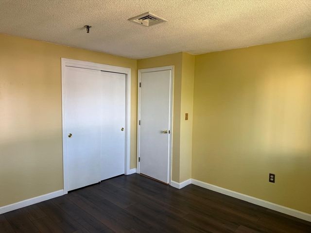 35 Prospect St 215, Woburn, MA 01801