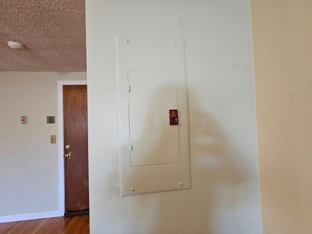 35 Prospect St 215, Woburn, MA 01801