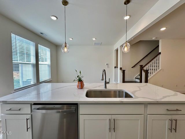 947 Kensley Grove Lane, Fuquay Varina, NC 27526