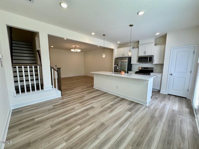 947 Kensley Grove Lane, Fuquay Varina, NC 27526