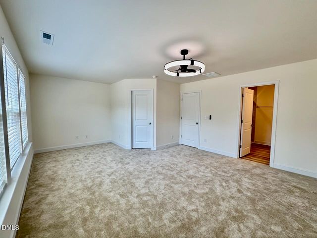 947 Kensley Grove Lane, Fuquay Varina, NC 27526