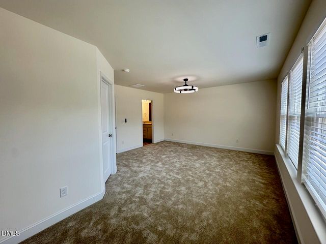 947 Kensley Grove Lane, Fuquay Varina, NC 27526