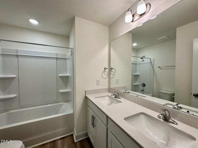 947 Kensley Grove Lane, Fuquay Varina, NC 27526