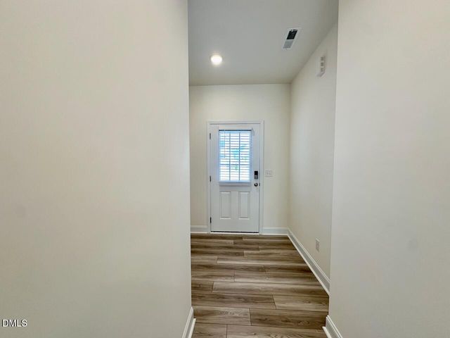 947 Kensley Grove Lane, Fuquay Varina, NC 27526