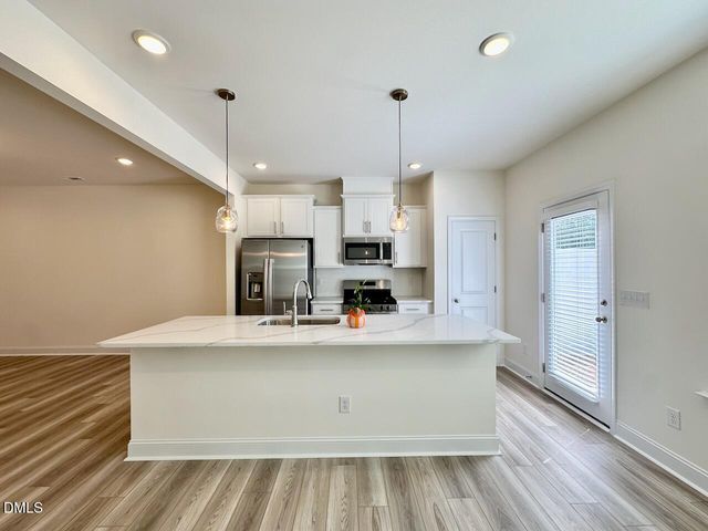 947 Kensley Grove Lane, Fuquay Varina, NC 27526