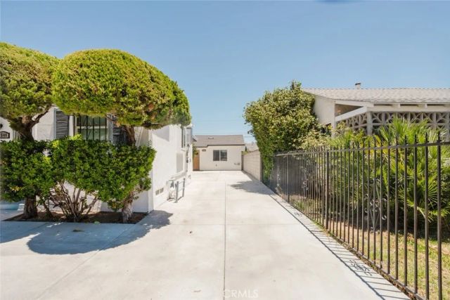 6550 Beeman Avenue, North Hollywood, CA 91606