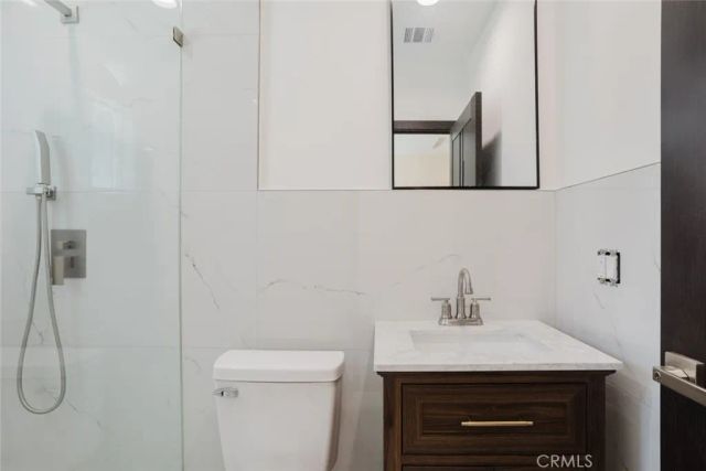 6550 Beeman Avenue, North Hollywood, CA 91606