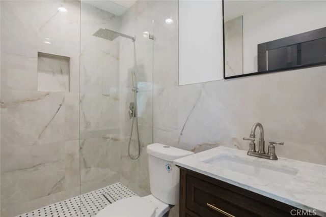 6550 Beeman Avenue, North Hollywood, CA 91606