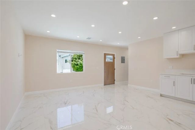 6550 Beeman Avenue, North Hollywood, CA 91606