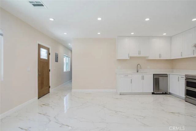 6550 Beeman Avenue, North Hollywood, CA 91606