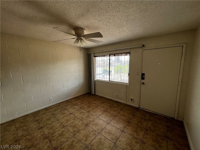 3720 Royal Crest st Street 14, Las Vegas, NV 89119