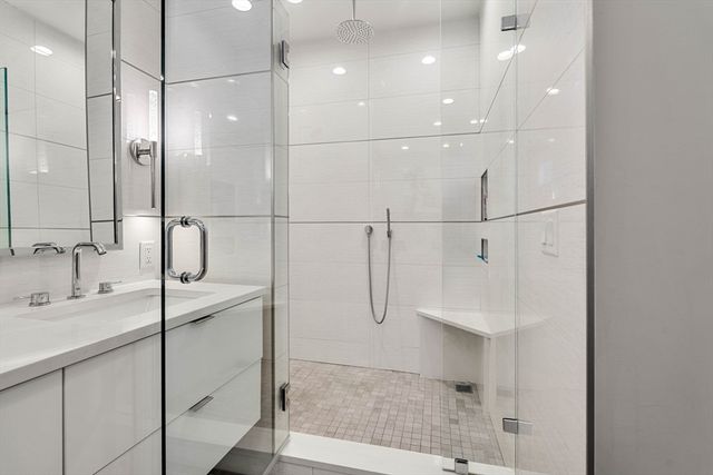 3 Ludlow Rd 3, Quincy, MA 02171