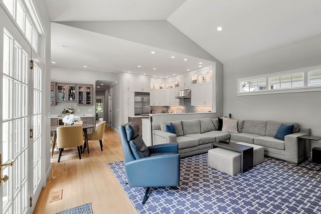 3 Ludlow Rd 3, Quincy, MA 02171
