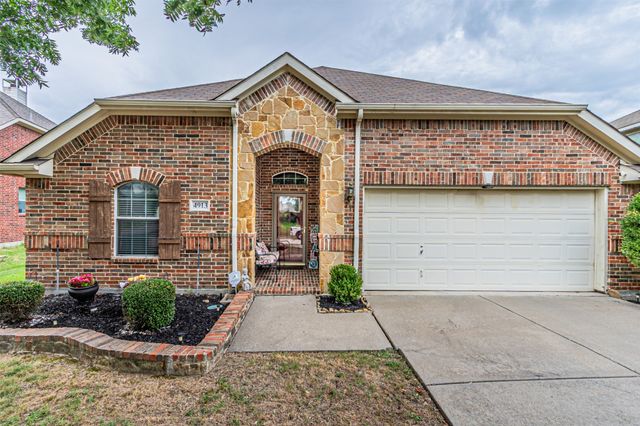 4913 Kingfisher Lane, Mesquite, TX 75181