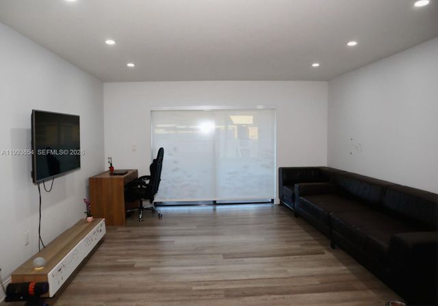 13785 SW 66th St 239C, Miami, FL 33183