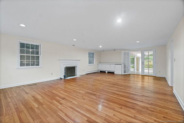 16 Forest Hills Drive, Madison, CT 06443