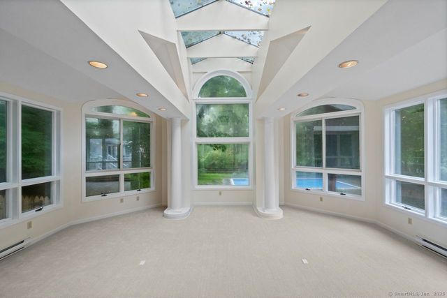 16 Forest Hills Drive, Madison, CT 06443