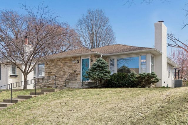 5521 Cumberland Road, Minneapolis, MN 55410